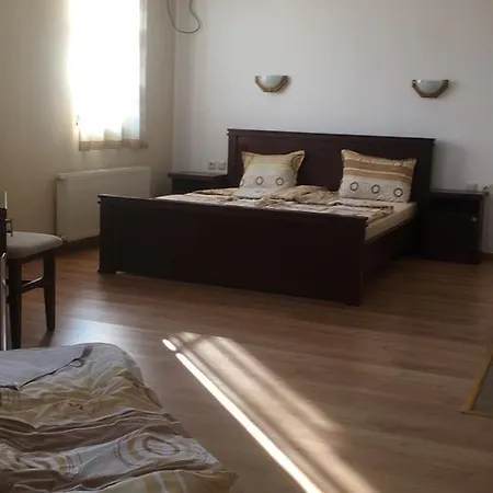 Buhlevata Vodenitsa Hotell